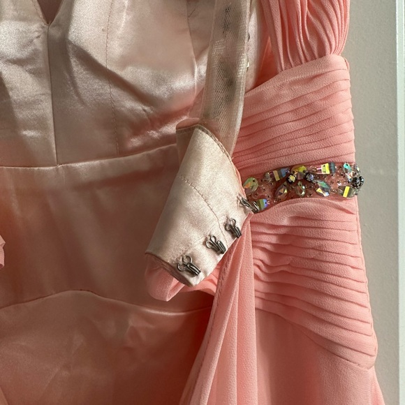 FAVIANA GLAMOUR S7577 Pink Gown/Dress with train and embellishments - Picture 4 of 14